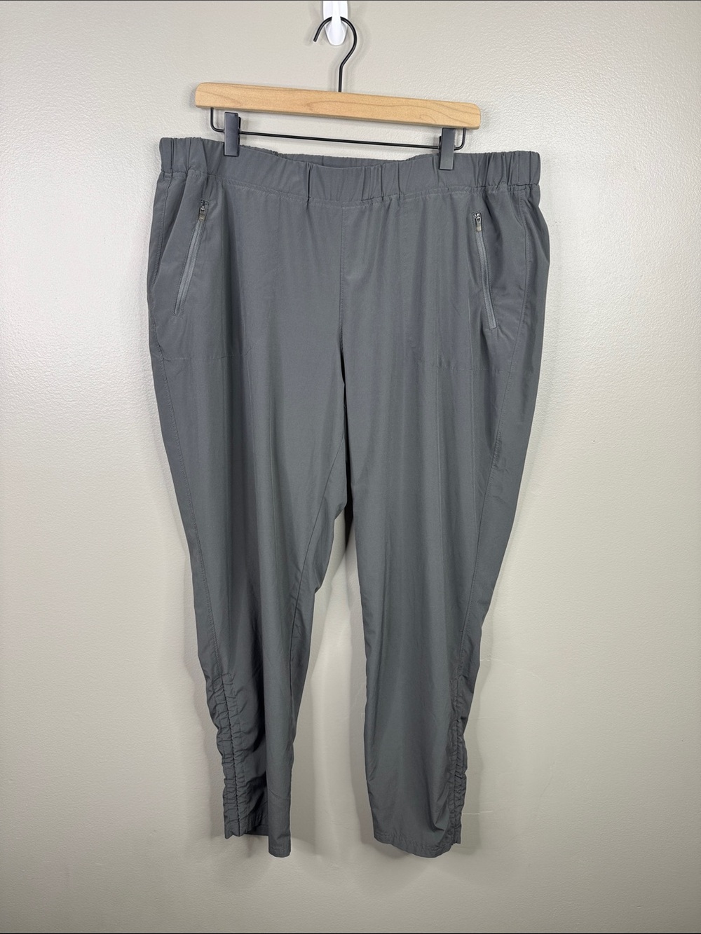 Orvis Women’s Gray Stretch Outdoor Jogger Pants Size Extra Large
